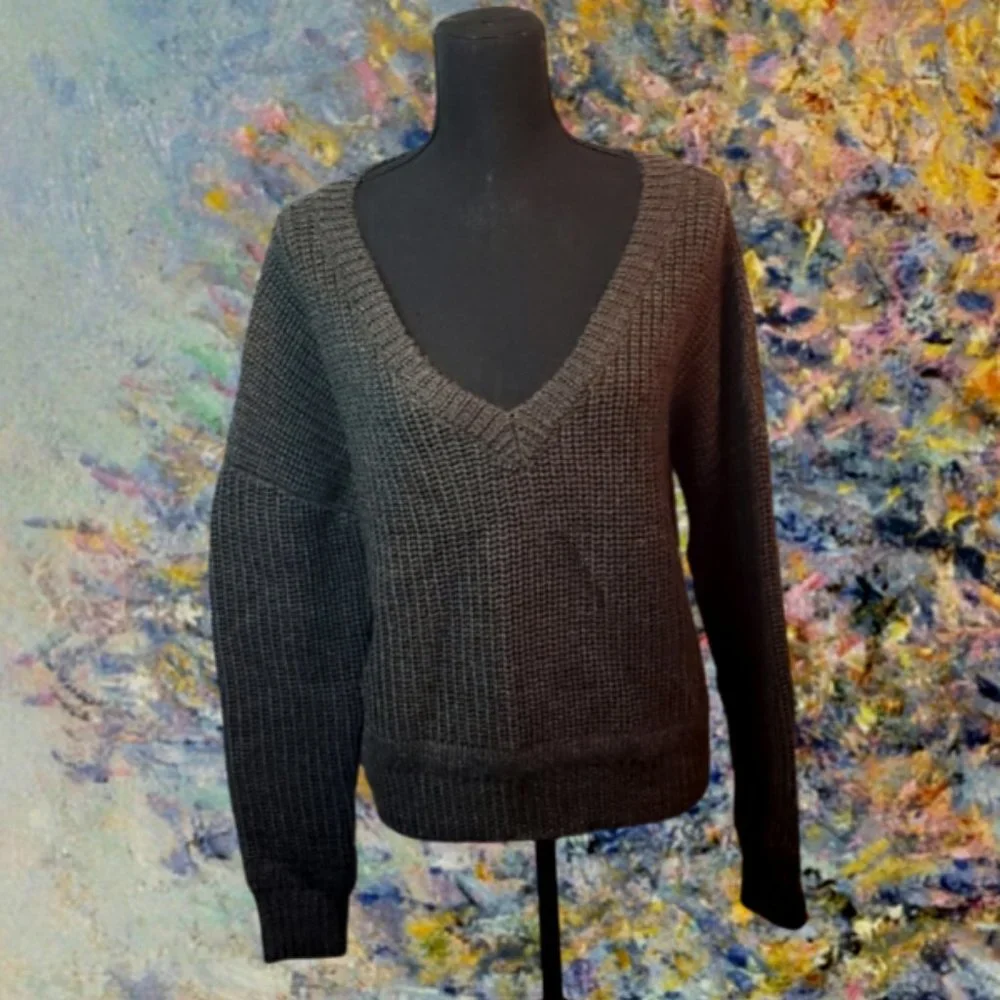 LOVE PINK FORENZA CHUNKY KNIT V-NECK SWEATER Victoria's Secret No Tags or Labels - Picture 3 of 6